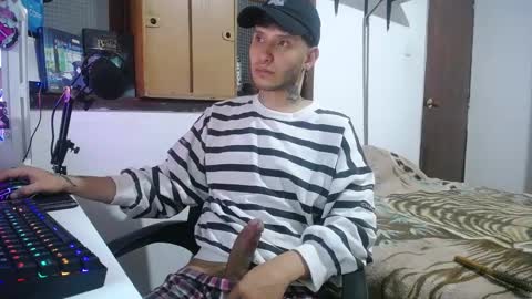 Esteban online show from December 2024 03:24:01 AM