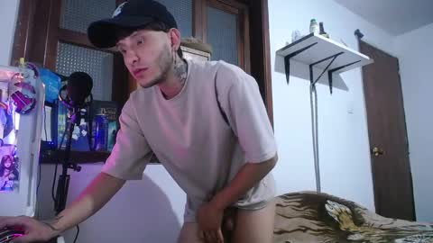 Esteban online show from December 2024 02:45:02 AM