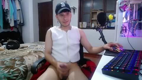 Esteban online show from December 2024 08:45:02 AM