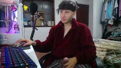 Esteban online show from December 2024 09:21:01 AM