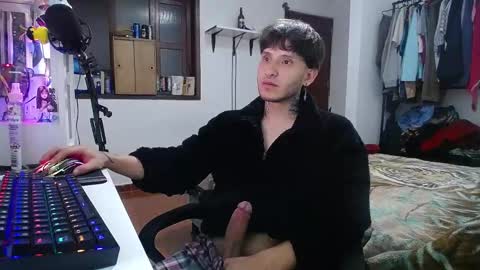 Esteban online show from January 2025 05:37:01 AM