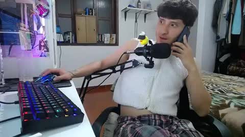 Esteban online show from January 2025 05:33:02 AM