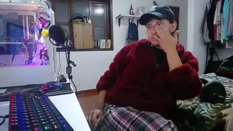 Esteban online show from January 2025 06:12:01 AM