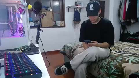 Esteban online show from January 2025 05:56:01 AM