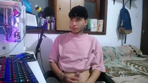 Esteban online show from January 2025 04:39:02 AM