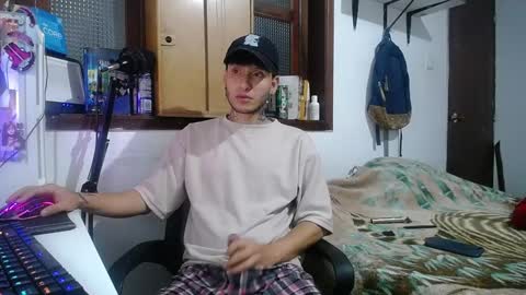 Esteban online show from February 2025 04:36:02 AM