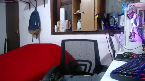 Esteban online show from February 2025 11:55:01 AM