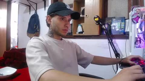 Esteban online show from February 2025 04:11:02 PM