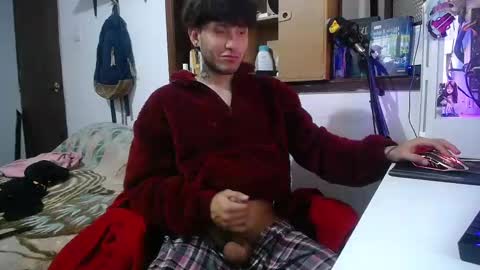 Esteban online show from February 2025 09:26:02 PM