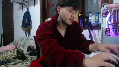 Esteban online show from February 2025 03:33:02 AM