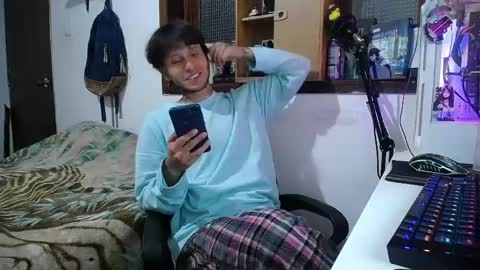 Esteban online show from March 2025 03:22:01 AM