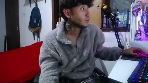 Esteban online show from March 2025 06:33:02 AM