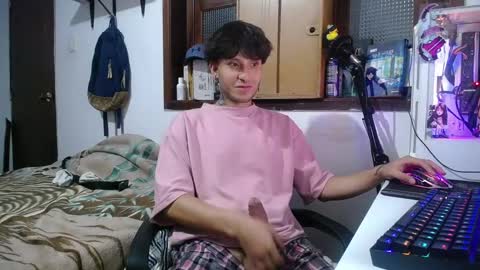 Esteban online show from March 2025 03:51:02 AM