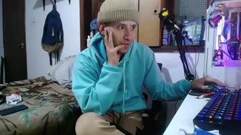 Esteban online show from March 2025 08:22:01 AM