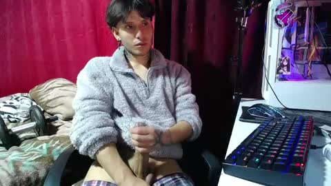 Esteban online show from March 2025 08:19:02 AM