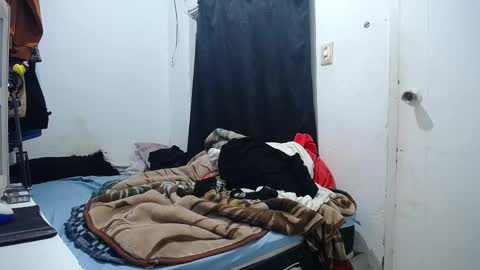 Esteban online show from September 2025 12:32:02 PM