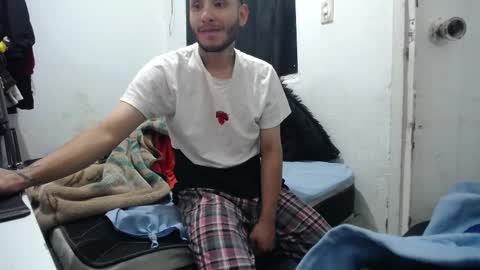 Esteban online show from October 2025 12:24:02 PM