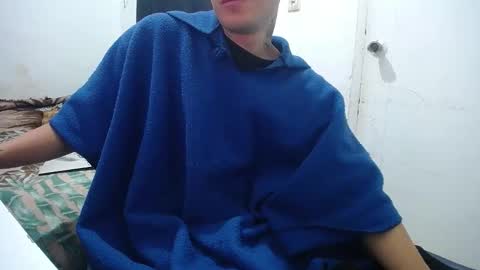 Esteban online show from October 2025 06:05:01 PM