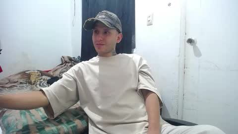 Esteban online show from October 2025 12:27:01 PM