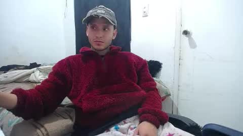 Esteban online show from October 2025 08:43:02 PM