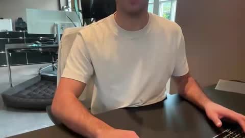 Snapshot of eskp chatting on October 2025 01:23:02 PM eskp online show from October 2025 01:23:02 PM