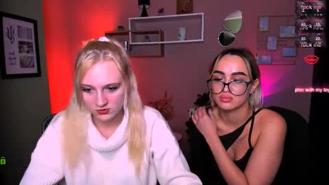 Snapshot of esma_shine chatting on October 2025 02:30:01 PM esma_shine online show from October 2025 02:30:01 PM