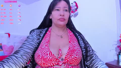 esme online show from December 2024 09:27:01 PM
