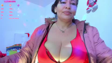 esme online show from December 2024 09:17:01 PM