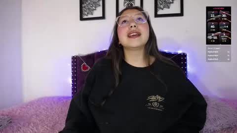 Esmeralda online show from February 2026 12:20:02 PM