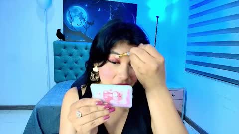 Snapshot of esmeraldachantre chatting on November 2025 11:32:01 AM Esmeralda online show from November 2025 11:32:01 AM