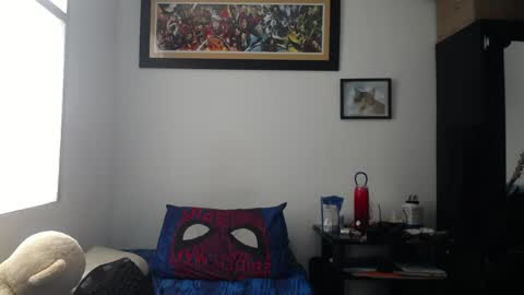 Snapshot of esnaider_man chatting on May 2026 05:50:02 PM Esnider online show from May 2026 05:50:02 PM
