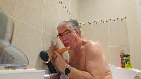 EssexB0y online show from December 2024 07:35:02 AM