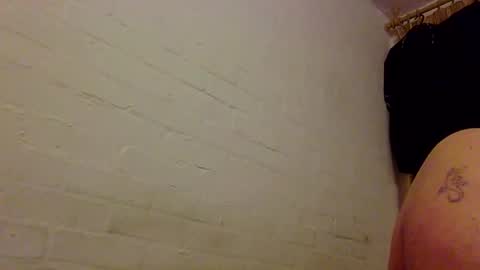 Snapshot of essexman44 chatting on March 2026 12:58:02 AM essexman44 online show from March 2026 12:58:02 AM