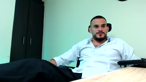 Snapshot of esteban_fer chatting on February 2026 04:07:01 AM Esteban Fernandez online show from February 2026 04:07:01 AM