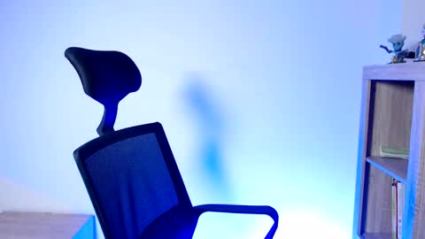 Snapshot of esteban_fer chatting on February 2026 04:48:01 PM Esteban Fernandez online show from February 2026 04:48:01 PM