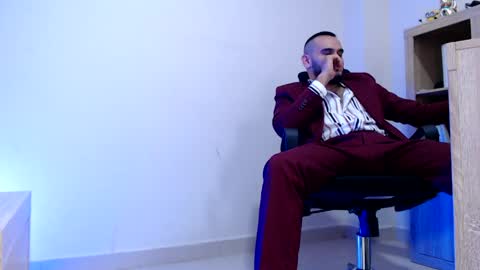 Snapshot of esteban_fer chatting on February 2026 04:00:01 AM Esteban Fernandez online show from February 2026 04:00:01 AM