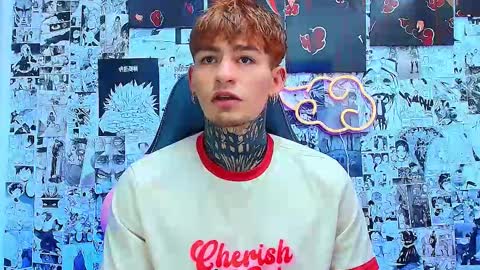 Esteban independent model online show from November 2025 12:49:02 PM