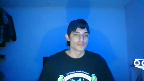 Snapshot of estebankit0 chatting on December 2024 11:48:01 PM estebankit0 online show from December 2024 11:48:01 PM