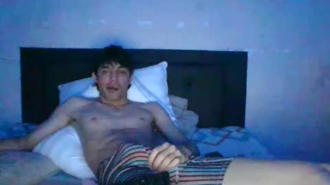 Snapshot of estebankit0 chatting on December 2024 10:47:01 PM estebankit0 online show from December 2024 10:47:01 PM