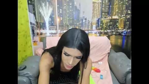Snapshot of estefani_robles chatting on December 2025 11:24:02 PM estefani robles online show from December 2025 11:24:02 PM