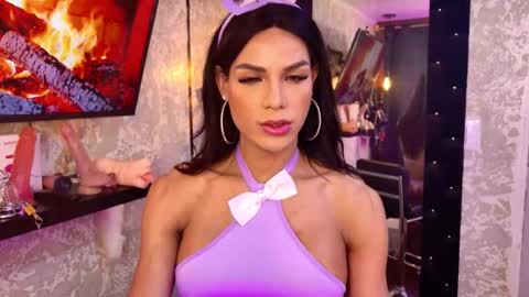 estefania1812 online show from January 2026 01:54:01 AM