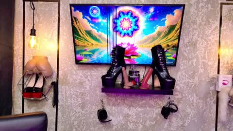 estefania1812 online show from April 2026 11:24:01 PM