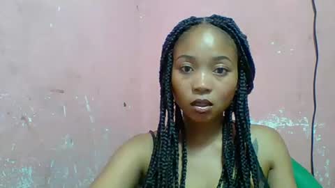 estelah20 online show from November 2025 02:17:01 PM