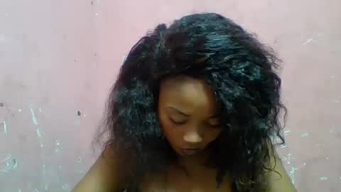 estelah20 online show from November 2025 07:52:02 AM