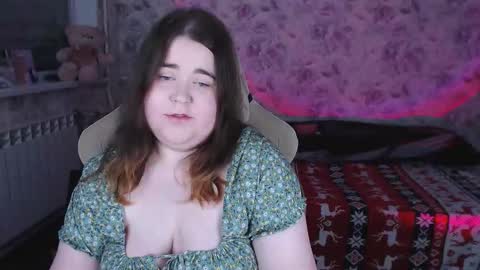 estelle_hicks online show from February 2026 07:01:02 PM