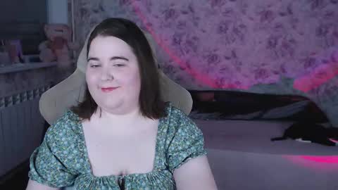 estelle_hicks online show from March 2026 07:09:01 PM