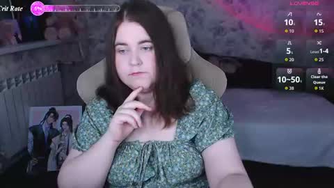 Snapshot of estelle_hicks chatting on July 2026 07:17:01 PM estelle_hicks online show from July 2026 07:17:01 PM