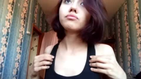 estellekirbo online show from June 2026 03:55:02 PM