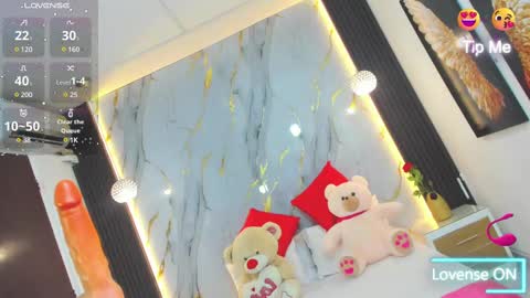 Snapshot of estephany_doll chatting on February 2025 02:04:01 PM Estephany online show from February 2025 02:04:01 PM