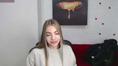 esternoir online show from December 2025 08:52:02 AM